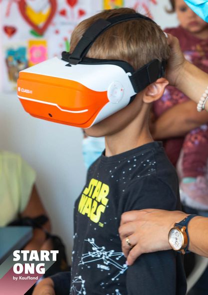 Ateliere de realitate virtuală și realitate augmentată pentru incluziunea socială a copiilor și a bătrânilor vulnerabili